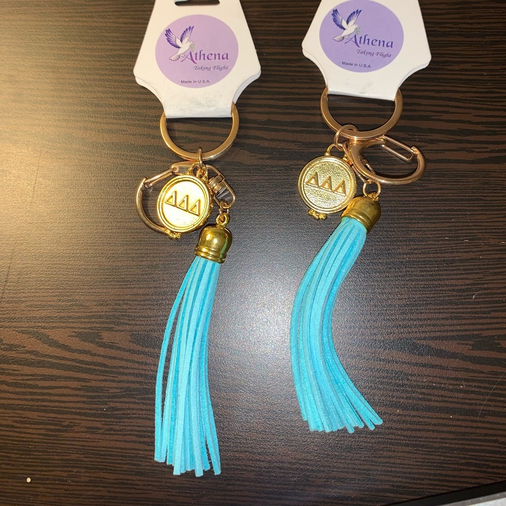 Tri Delta key chains